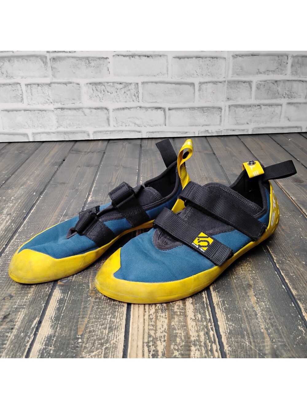 Five Ten 5.10 Gym Master Climbing Shoes Unisex US 10 EU 43 Blue Yellow